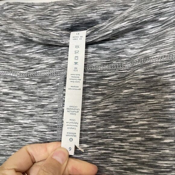 LULULEMON space dye gray capri workout mesh side yoga leggings size US 6 - Picture 3 of 6